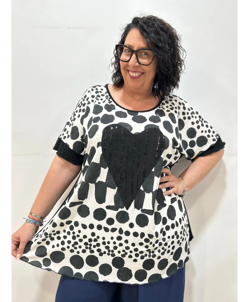 Camiseta brillos Yui - Ropa tallas grandes mujer moderna Camiseta brillos Yui - Ropa tallas grandes mujer moderna