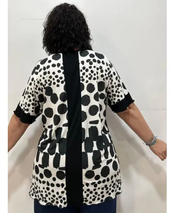 Camiseta brillos Yui - Ropa tallas grandes mujer moderna Camiseta brillos Yui - Ropa tallas grandes mujer moderna