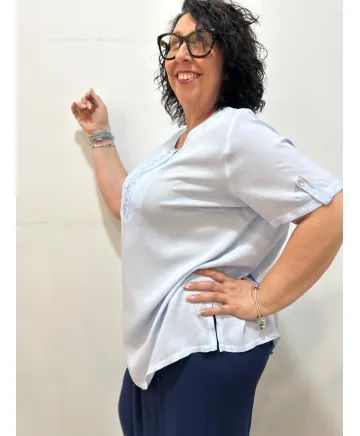Blusa tablitas Hina - Ropa tallas grandes mujer moderna Blusa tablitas Hina - Ropa tallas grandes mujer moderna