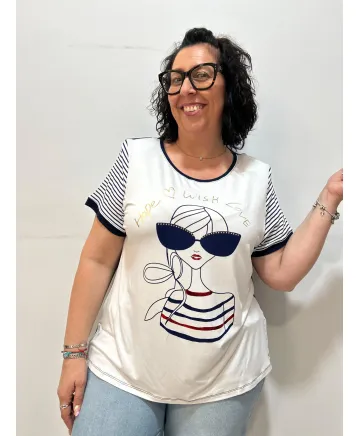 Camiseta chica Mishae - Ropa tallas grandes mujer moderna