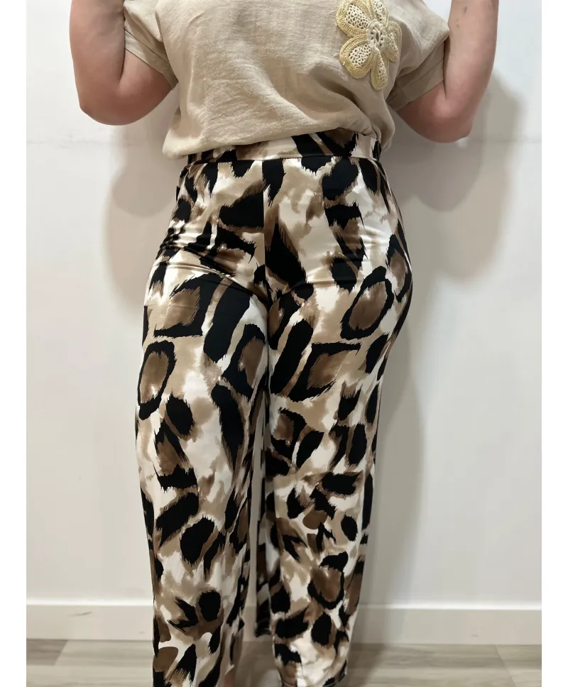 Pantalón beige Saiko - Ropa tallas grandes mujer moderna Pantalón beige Saiko - Ropa tallas grandes mujer moderna