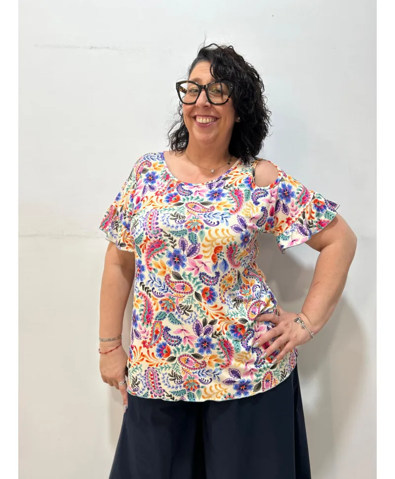 Camiseta floral Hoshi - Ropa tallas grandes mujer moderna Camiseta floral Hoshi - Ropa tallas grandes mujer moderna