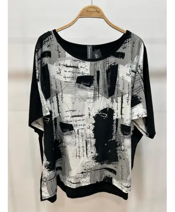 Camiseta graffiti - Ropa tallas grandes mujer moderna Camiseta graffiti - Ropa tallas grandes mujer moderna