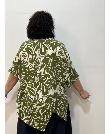 Camiseta asimétrica Paris - Ropa tallas grandes mujer moderna Camiseta asimétrica Paris - Ropa tallas grandes mujer moderna