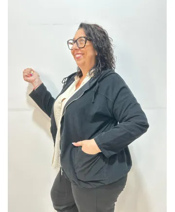 Chaqueta capucha Sagunto - Ropa tallas grandes mujer moderna