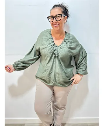 Blusa fruncida Toledo - Ropa tallas grandes mujer moderna