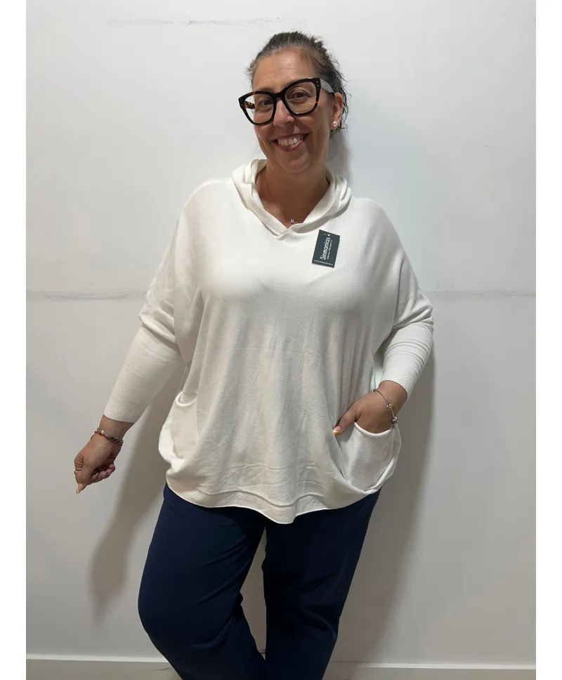 Sueter capucha Torrejón - Ropa tallas grandes mujer moderna