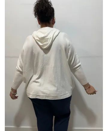 Sueter capucha Torrejón - Ropa tallas grandes mujer moderna