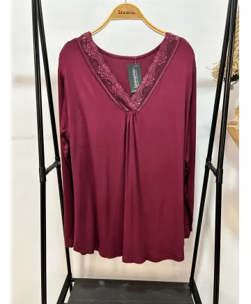 Camiseta lencera Olot - Ropa tallas grandes mujer moderna Camiseta lencera Olot - Ropa tallas grandes mujer moderna