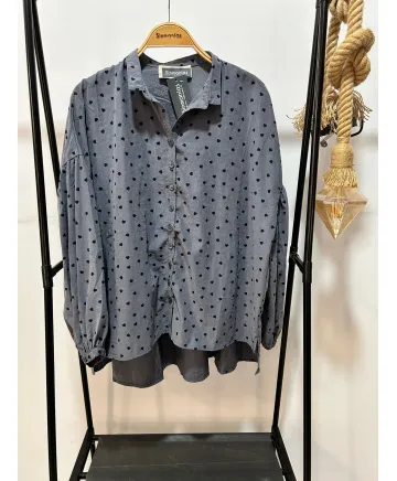 Camisa corazones Calella - Ropa tallas grandes mujer moderna Camisa corazones Calella - Ropa tallas grandes mujer moderna