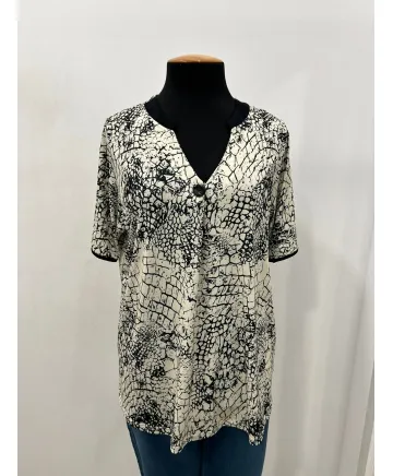 Camiseta boton Violeta - Ropa tallas grandes mujer moderna