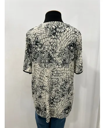 Camiseta boton Violeta - Ropa tallas grandes mujer moderna