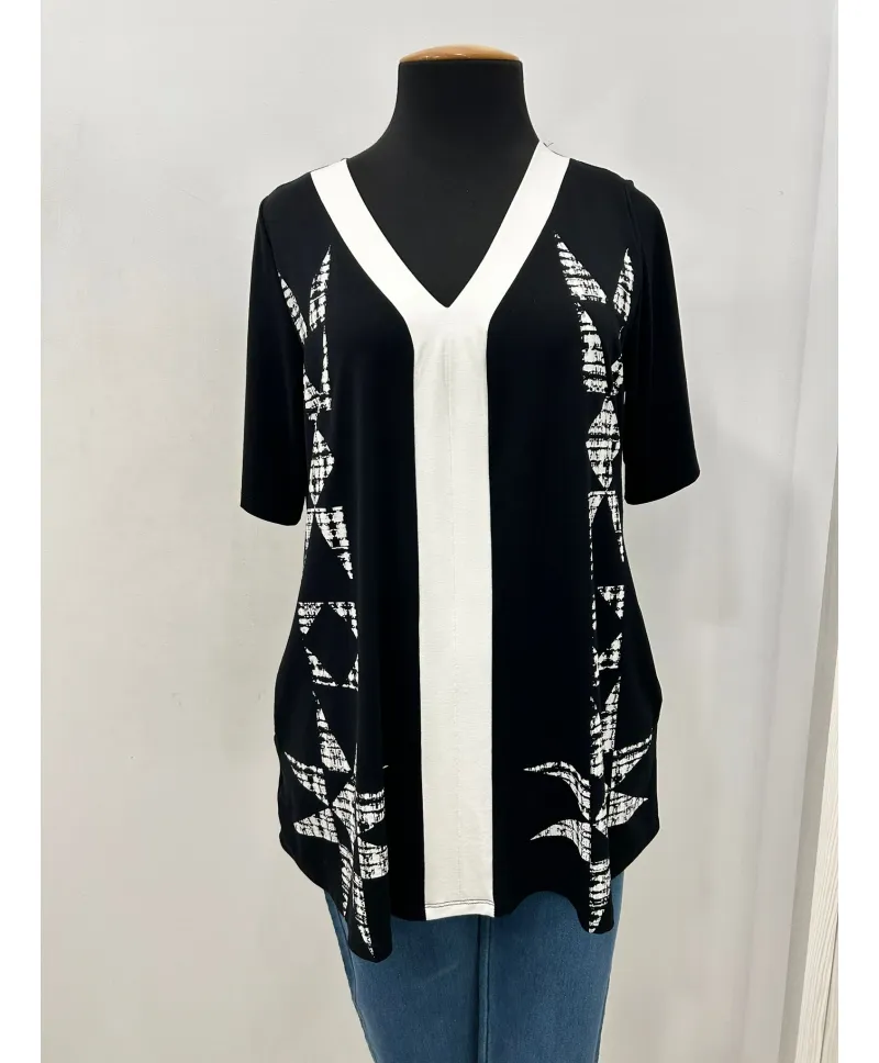 Camiseta pico Reina - Ropa tallas grandes mujer moderna