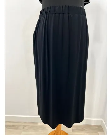 Falda negra Matilde - Ropa tallas grandes mujer moderna