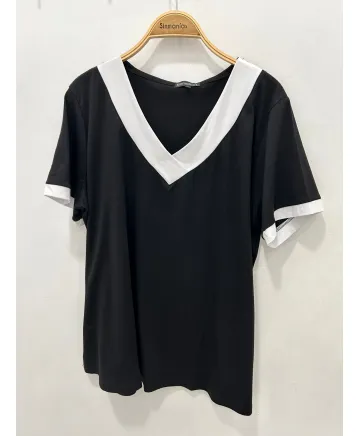 Camiseta negra Escote - Camisetas y Tops Tallas Grandes