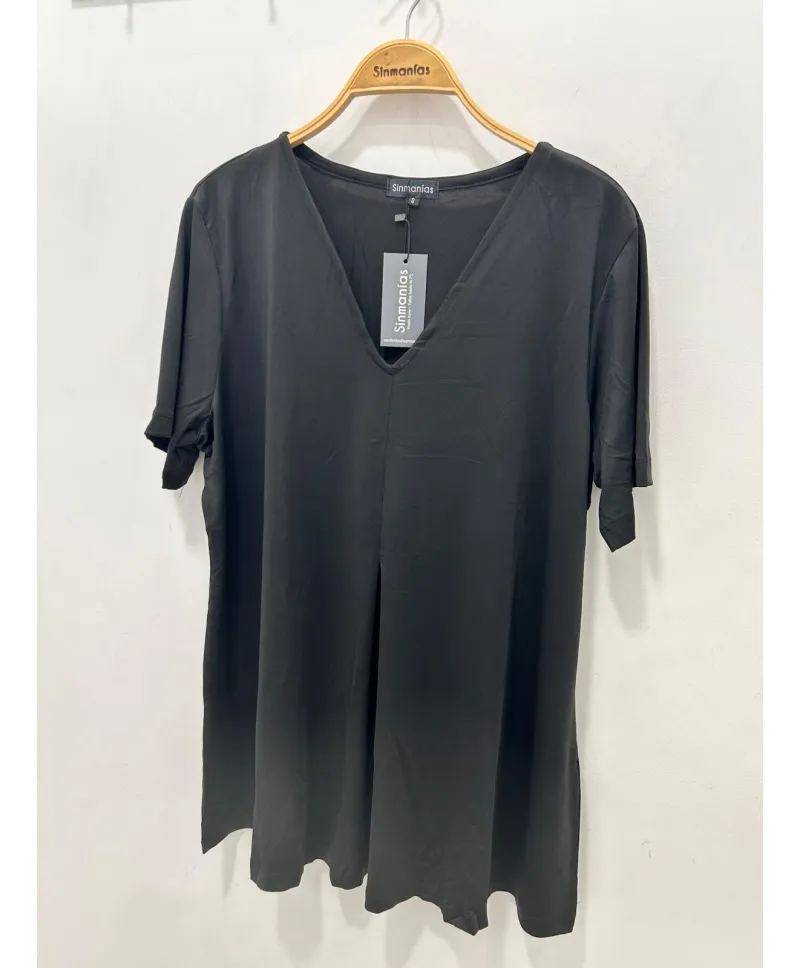 Camiseta negra Costur - Camisetas y Tops Tallas Grandes