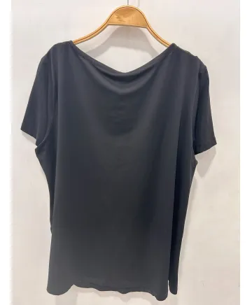 Camiseta negra Anilla - Ropa tallas grandes mujer moderna