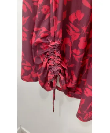 Camiseta  flores Amelia - Ropa tallas grandes mujer moderna