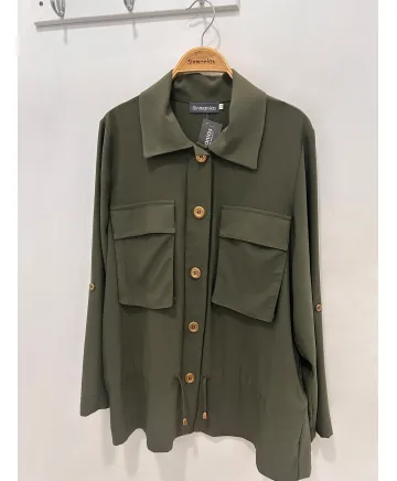 Camisa verde Angela - Ropa tallas grandes mujer moderna