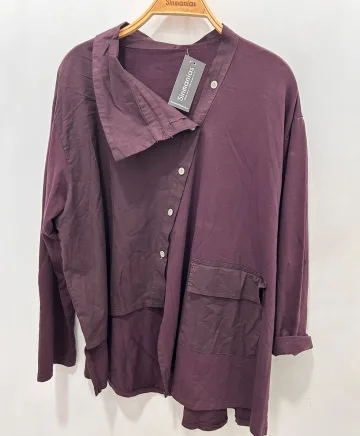 Camiseta diagonal Meli - Ropa tallas grandes mujer moderna