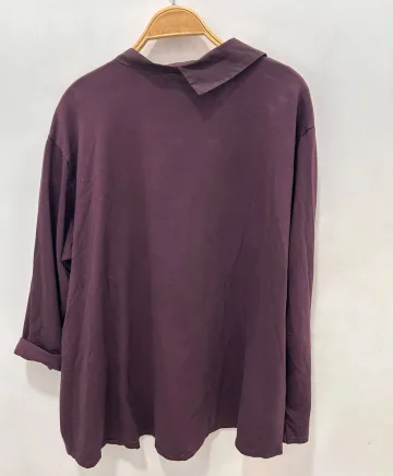 Camiseta diagonal Meli - Ropa tallas grandes mujer moderna
