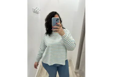 Guía Definitiva para Encontrar la Camiseta Perfecta: Moda para Mujeres de Tallas Grandes